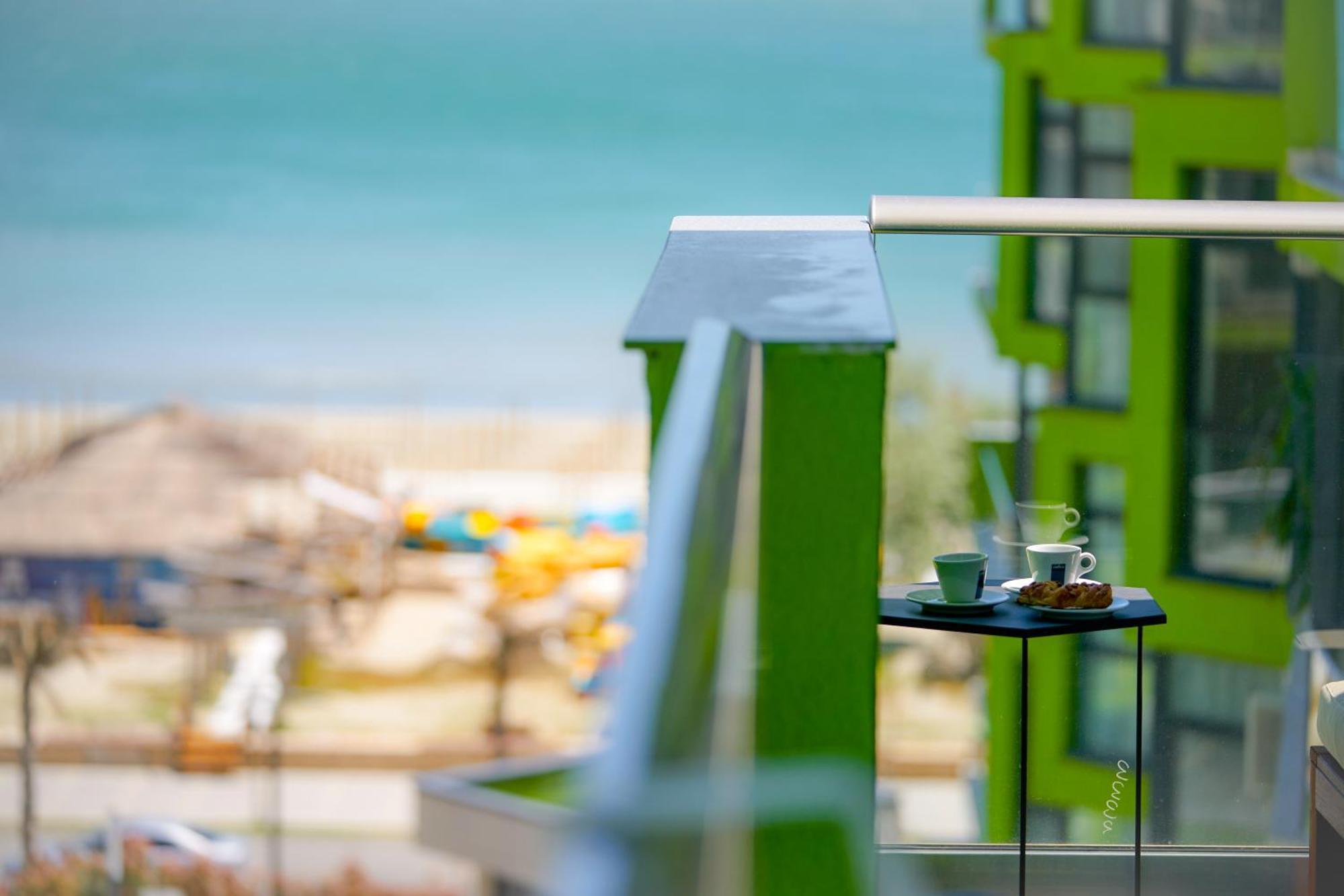 Promenada Apartments Beach Resort Mamaia Nord Năvodari الغرفة الصورة
